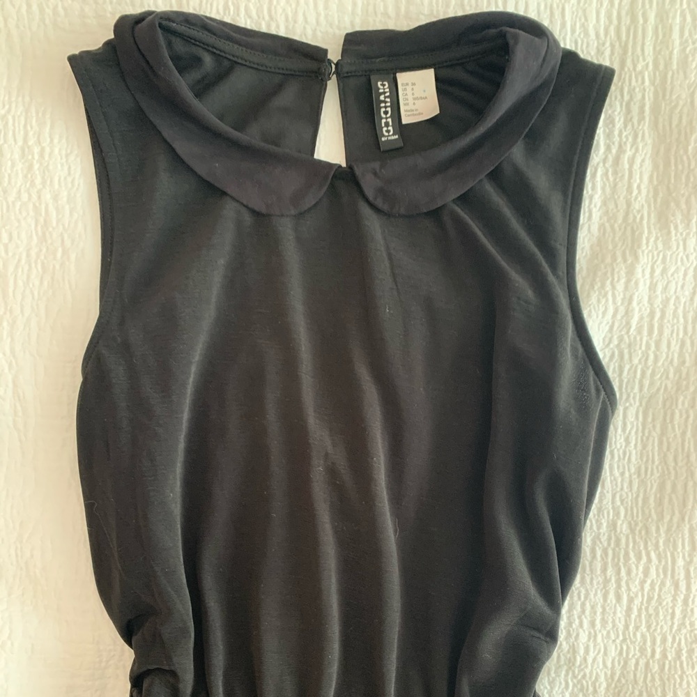 H&M Collared Open-Back Dress - Picture 2 of 3